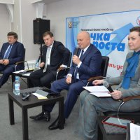 Губернатор Виктор Назаров обсудил в формате диалога с омским бизнес- сообществом развитие предпринимательства на территории региона