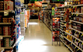 В Омской области подешевела продуктовая корзина