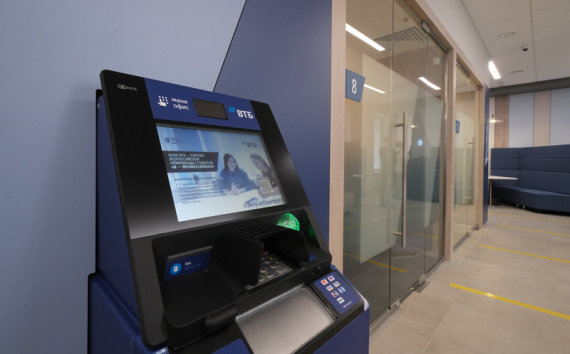 ВТБ применяет искусственный интеллект для развития сети офисов и банкоматов