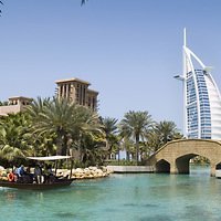Почему стоит зарегистрировать оффшор в ОАЭ?