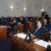 Заксобрание Омской области приняло в первом чтении бюджет на 2016 год