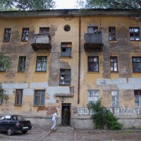 В Омске сокращается число домов без управления