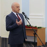 Виктор Назаров наградил лучших спортсменов Омской области