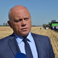 Губернатор Виктор Назаров провел заседание областного штаба по организации сезонных полевых работ