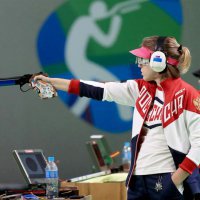 Виталине Бацарашкиной вручили новый пистолет стоимостью 140 тыс рублей