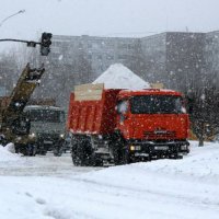 В 2017 году на аренду частной техники для уборки снега мэрия Омска потратит 6 млн рублей