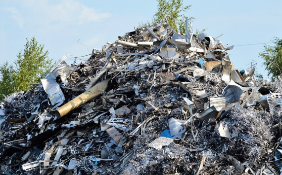Бурков разделил недовольство омичей о ходе мусорной реформы