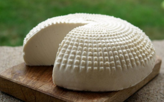 В Омской области предприниматели организовали производство сыров в сельской местности