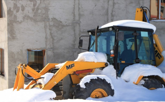Власти Омска добавят 25 млн рублей для борьбы со снегом